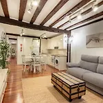 Precioso apartamento con Entrada autónoma en el Casco Viejo