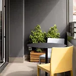 Santa Ana junto a la ria a estrenar con piscina , garaje y wifi incluidos