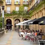La casita verde. Metro cerca del Casco Viejo