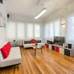 Ybarra Apartment By People Rentals
