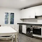 Casco Viejo 5 Min, 3 Habitaciones ,Moderno,Garaje
