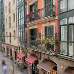 Moderno Y Lujoso En El Historico Casco Viejo