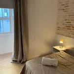 A 5 Minutos Andando Del Casco Viejo, Ayuntamiento, Plaza Circular Y Gran Via De Bilbao Y Proximo A Las 2 Lineas De Metro