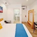 Bilbao Rooms & Kitchen Santutxu