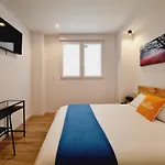Bilbao Rooms & Kitchen Santutxu