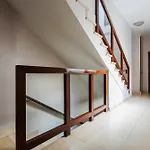 Moon Hostel Bio