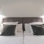 Homeloving Apartment Bilbao Centre With Parking
