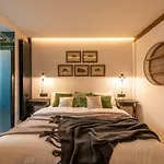 Safari Ac By Staynnapartments
