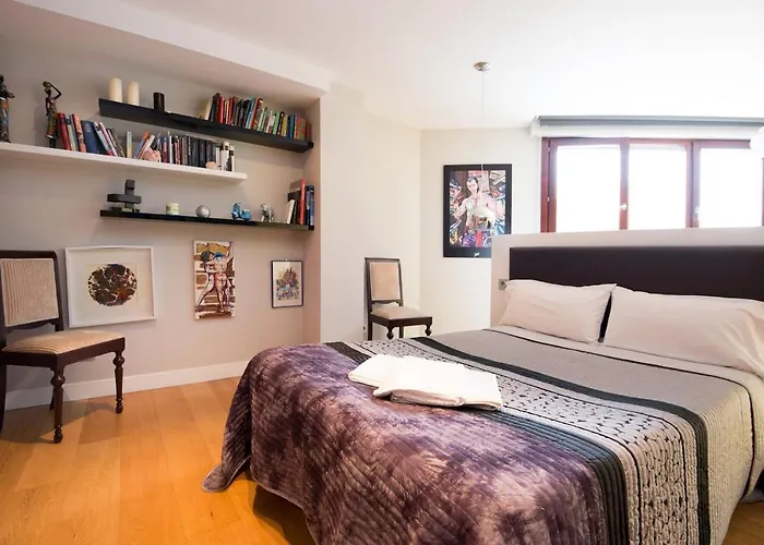 Piso moderno, céntrico y con garaje gratis