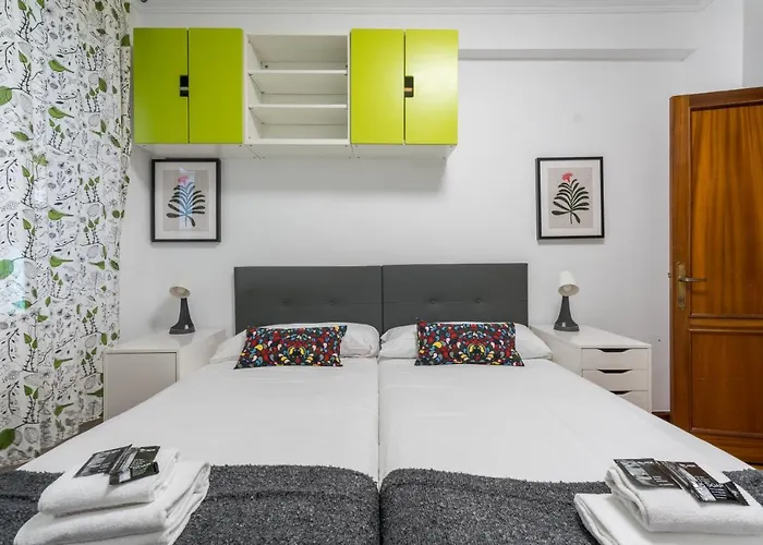 Ybarra Apartment By People Rentals