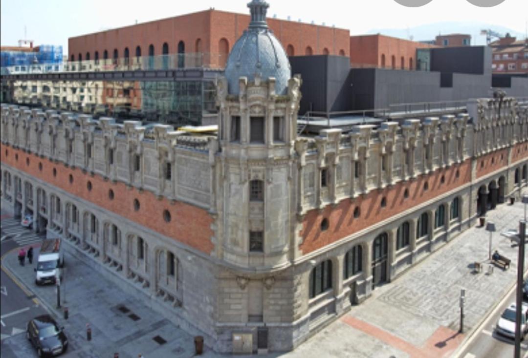 Apartamento Nana In Bilbao, Parking En El Edificio
