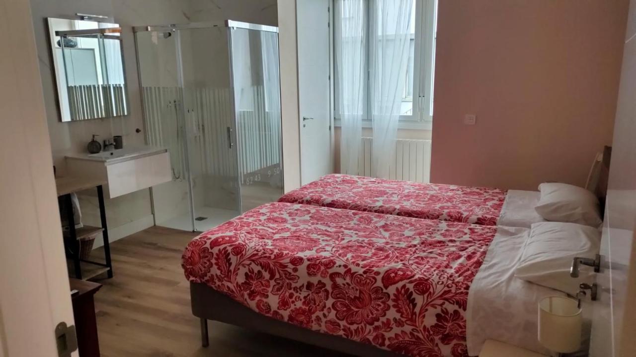 Habitación en casa particular Guggenheim Center Bilbao