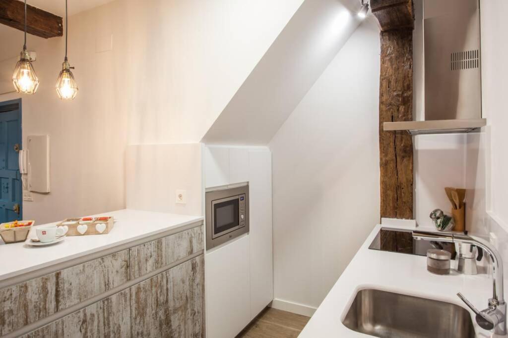 Apartamento Bonito Apartamento, Nuevo Y En El Casco Viejo!!!