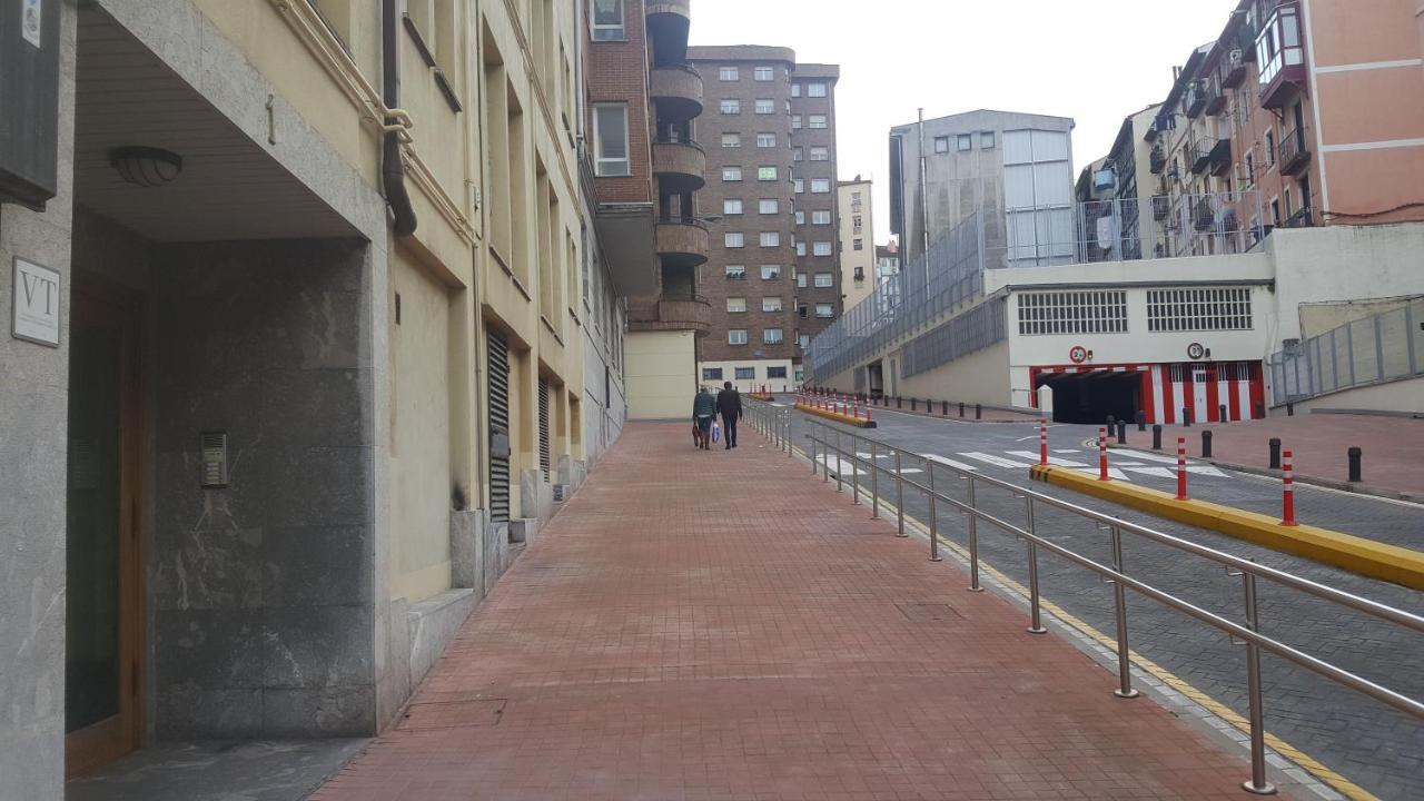 Apartamento Céntrico Con Vistas A La Ría! Garage, Ideal 2-4 *