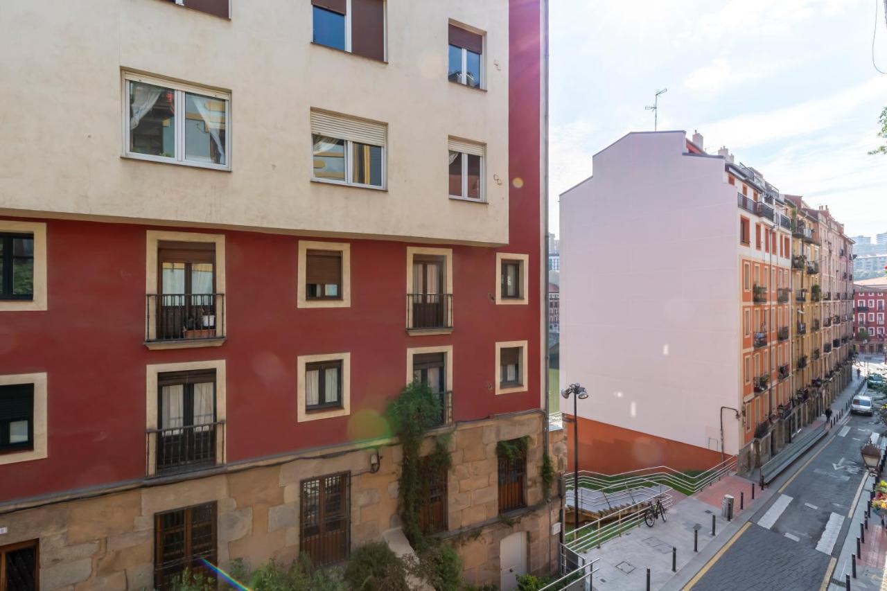 Apartment Vivienda Turistica Plaza De Tres Pilares Bilbao