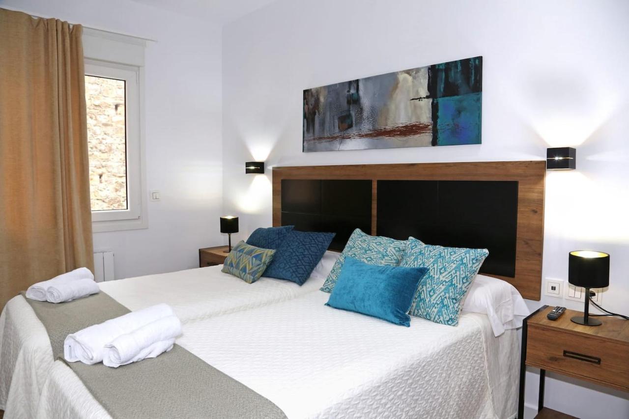 Apartamento Piso Reformado. 2 Min Del Casco Viejo. Con Garaje.
