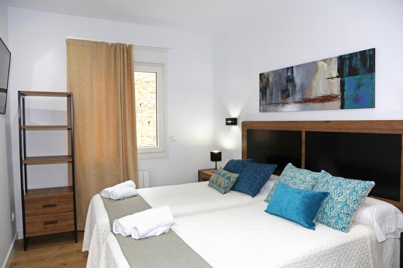 Piso Reformado. 2 Min Del Casco Viejo. Con Garaje. Apartamento Bilbao