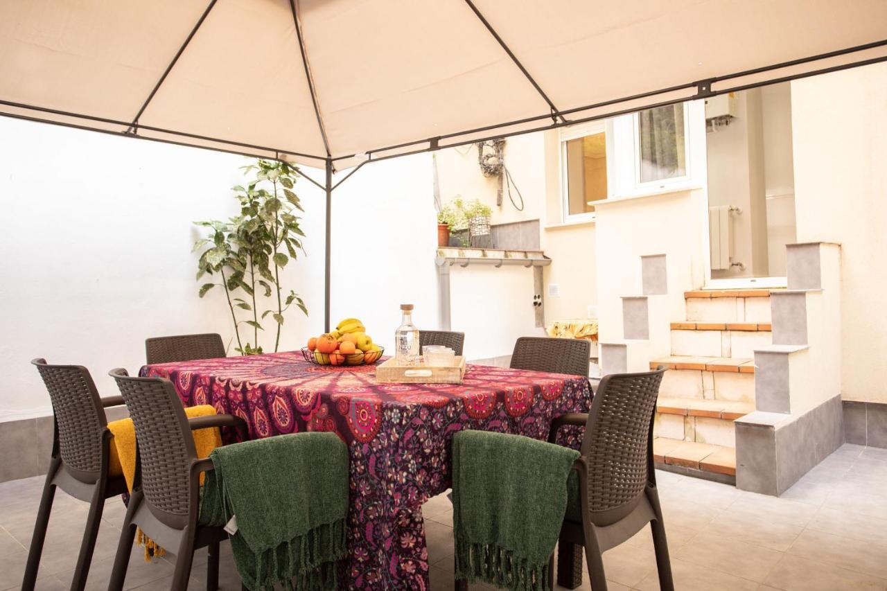 Apartamento Piso Con Patio Precioso Al Lado Del Ayuntamiento *