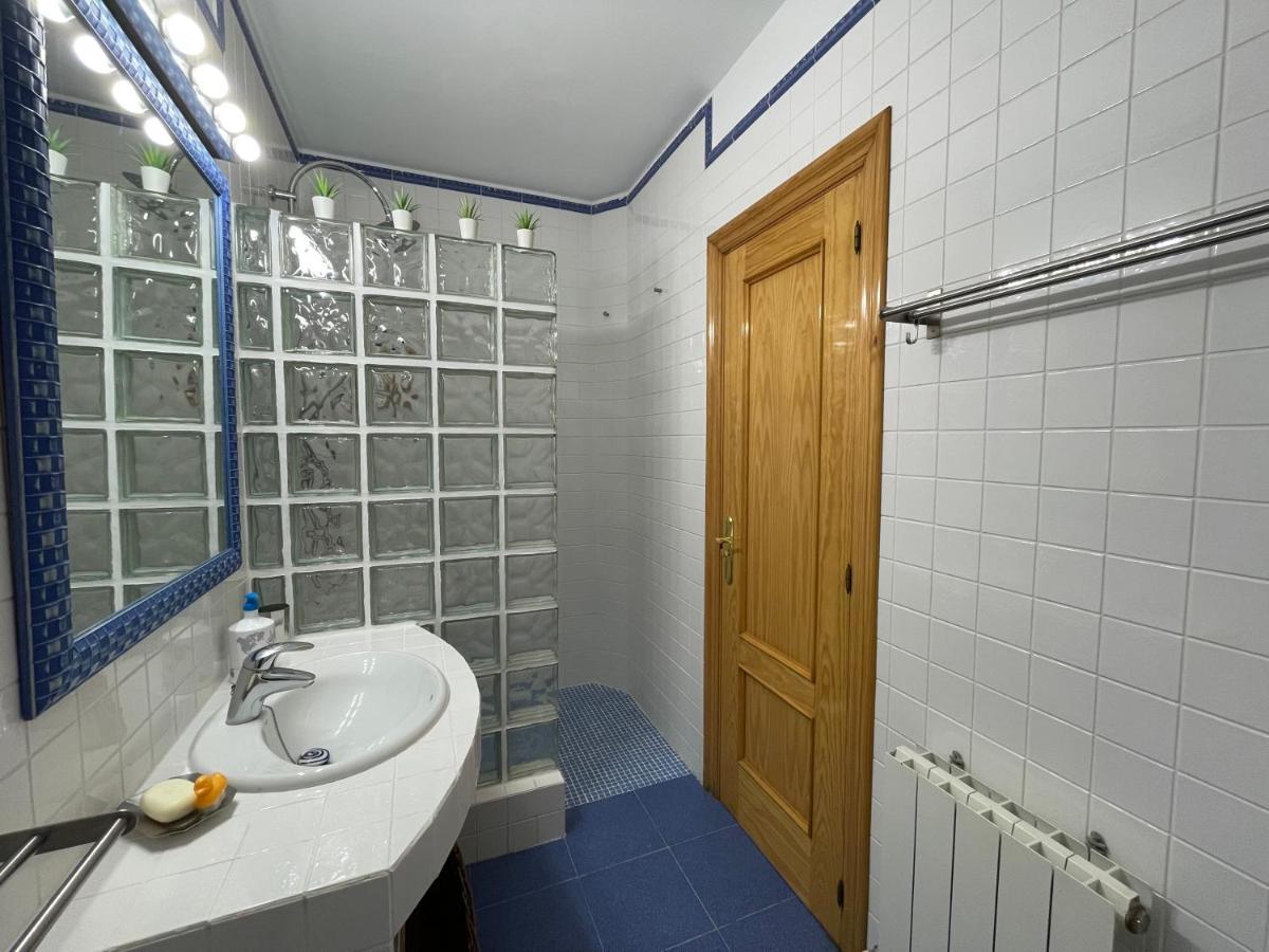Todo A Un Paso Con Garaje Gratuito Apartamento
