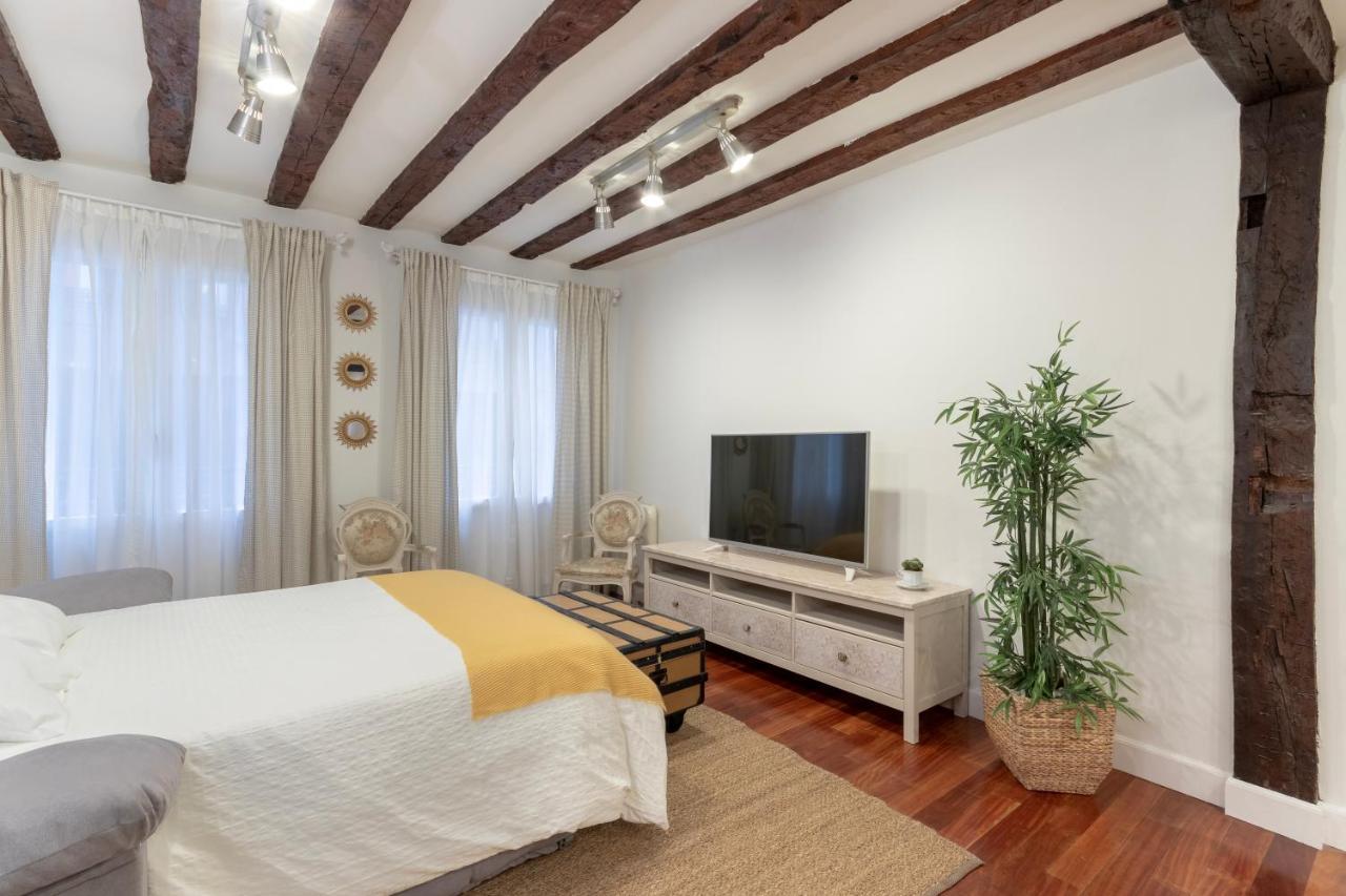 Apartamento Precioso Con Entrada Autónoma En El Casco Viejo