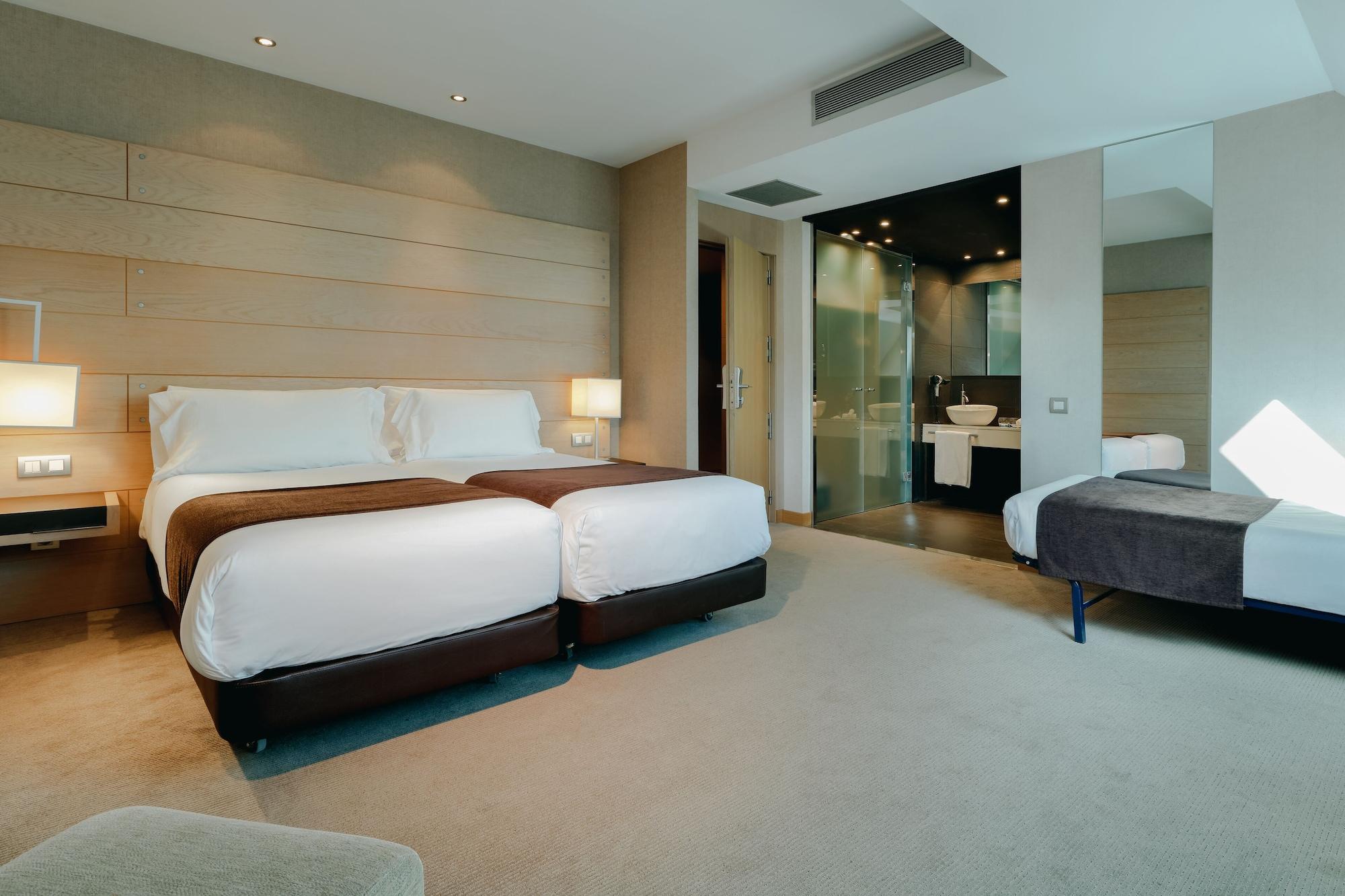 Hotel Hesperia 4*