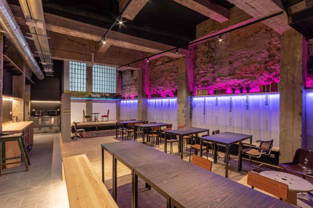 Ekoos Hostel, Eko * Bilbao