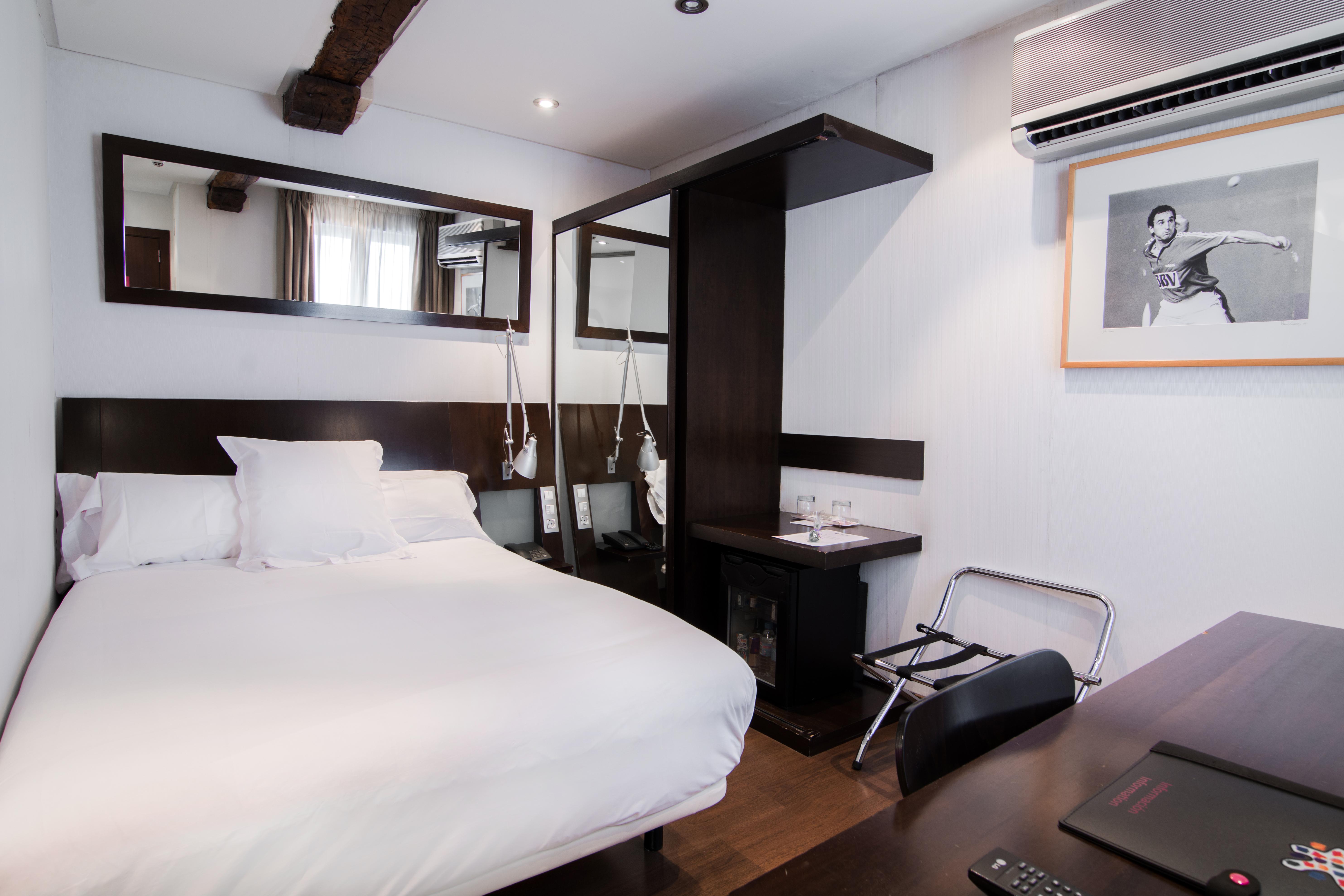 Hotel Petit Palace Arana