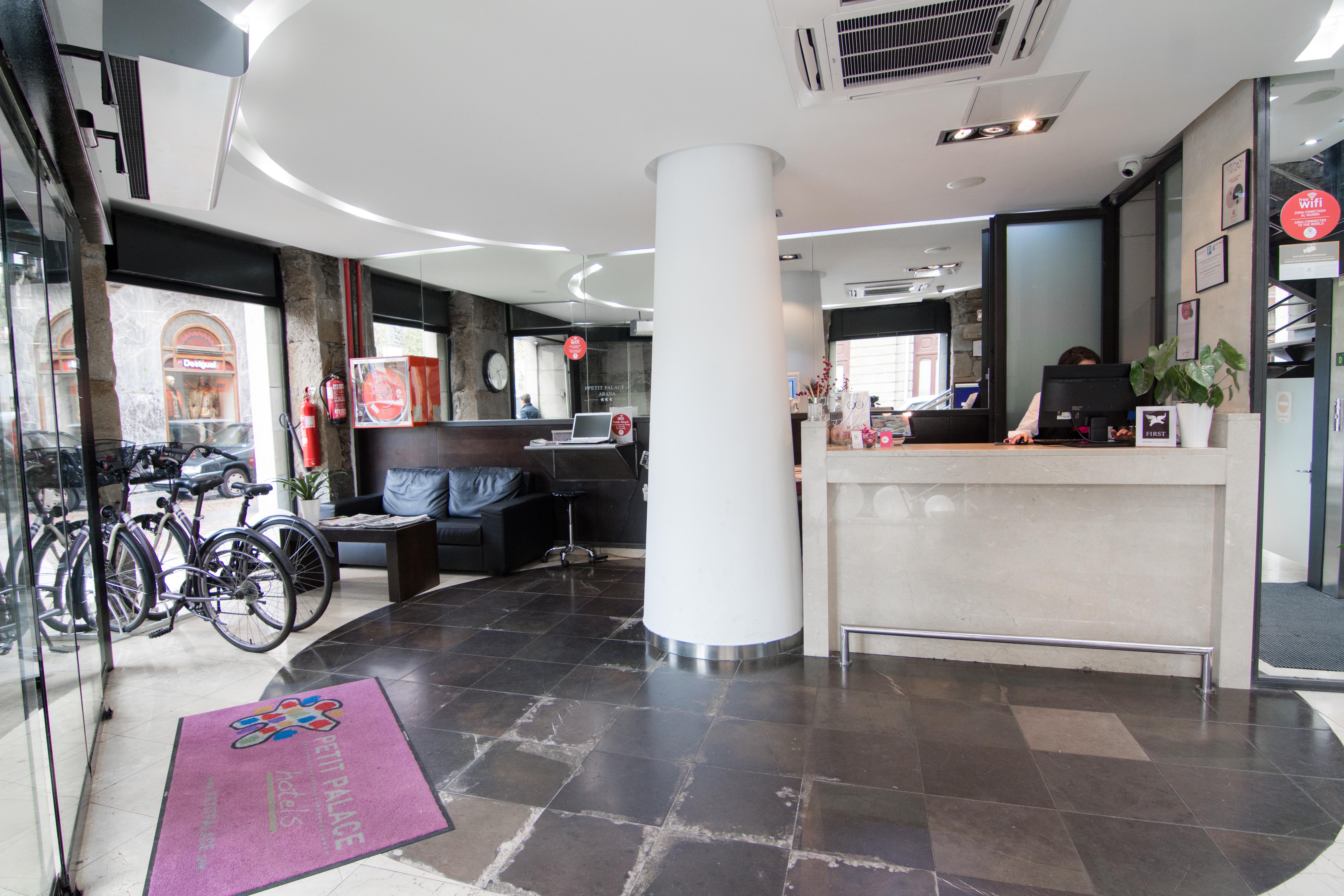 Petit Palace Arana Hotel Bilbao