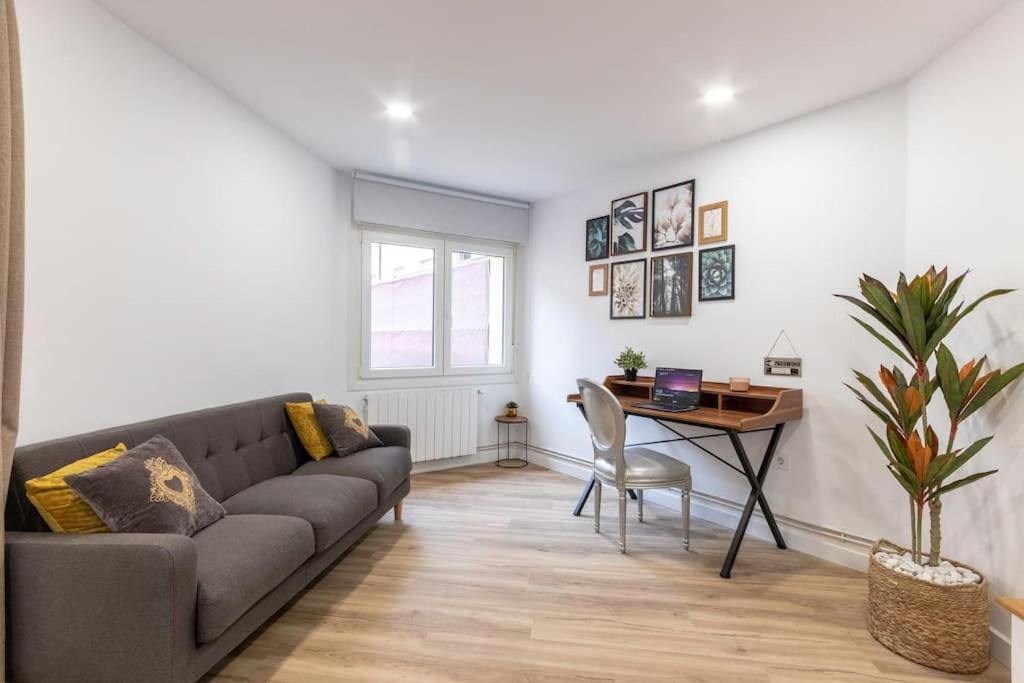 Apartamento In The Old Town With Cool Terrace!! Private Parking Bilbao