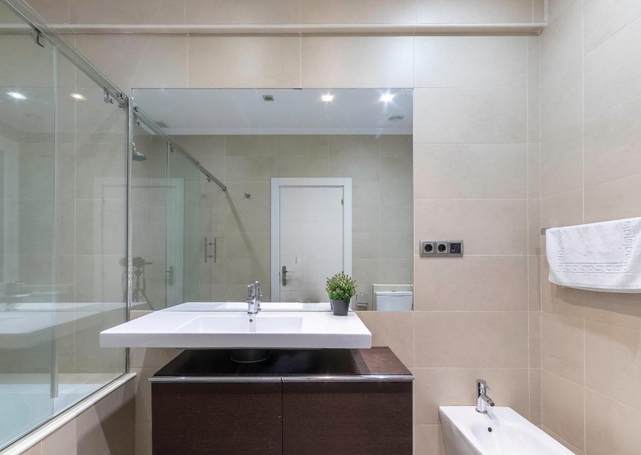 Espacioso Y Acogedor Junto Centro Azkuna Apartamento Bilbao