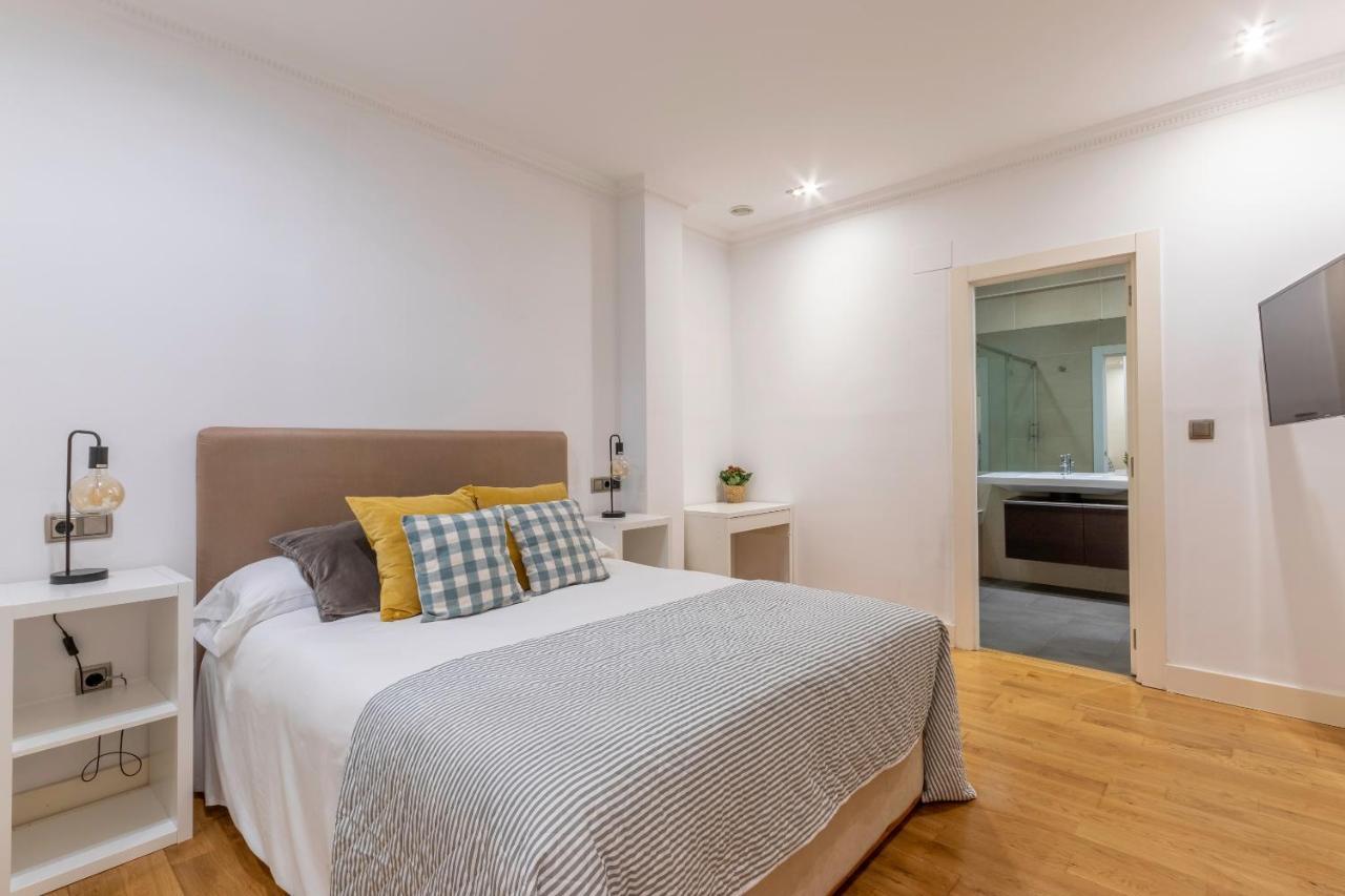 Espacioso Y Acogedor Junto Centro Azkuna Apartamento