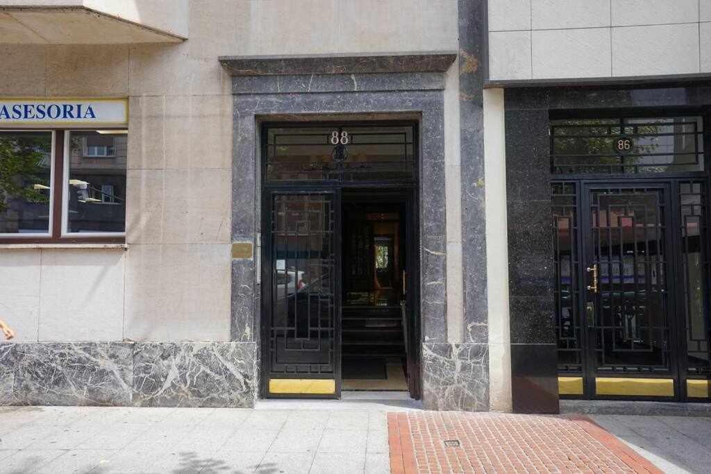 Apartamento Ciudad Del Mundo Arte Teletrabajo Y Ocio Bilbao