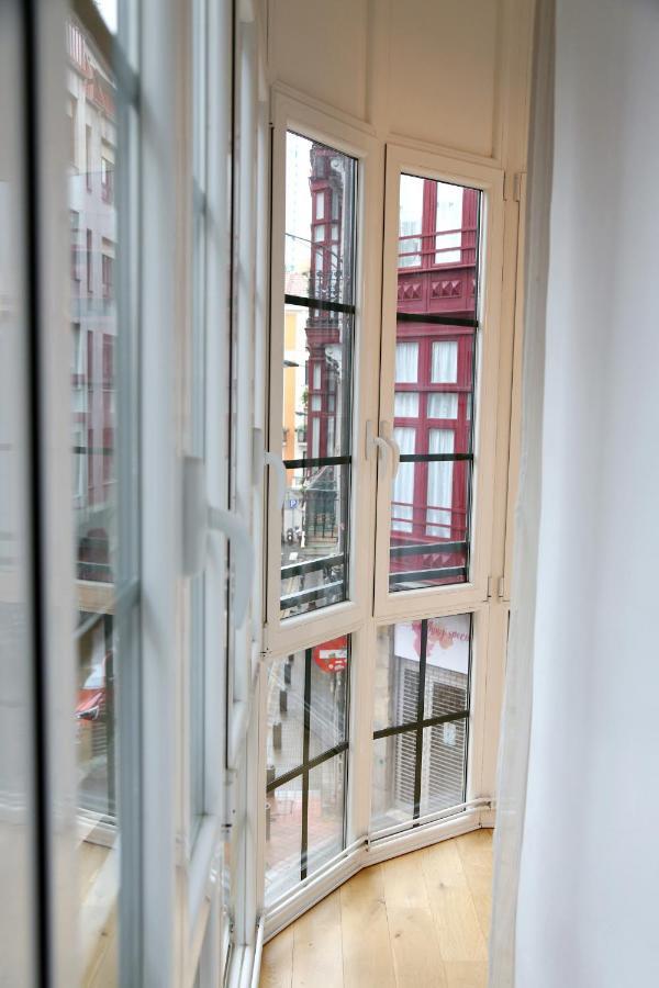 Piso Exclusivo Frente Al Casco Viejo Con Parking Gratis Apartment