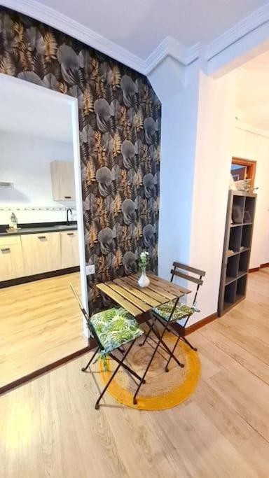 Apartamento La Casita Verde. Metro Cerca Del Casco Viejo *