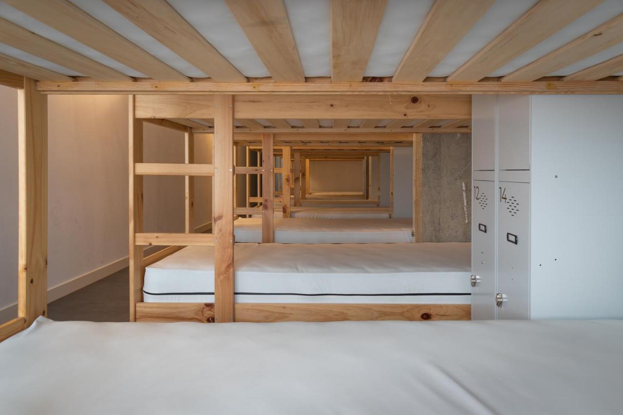 Ekoos Hostel, Eko *
