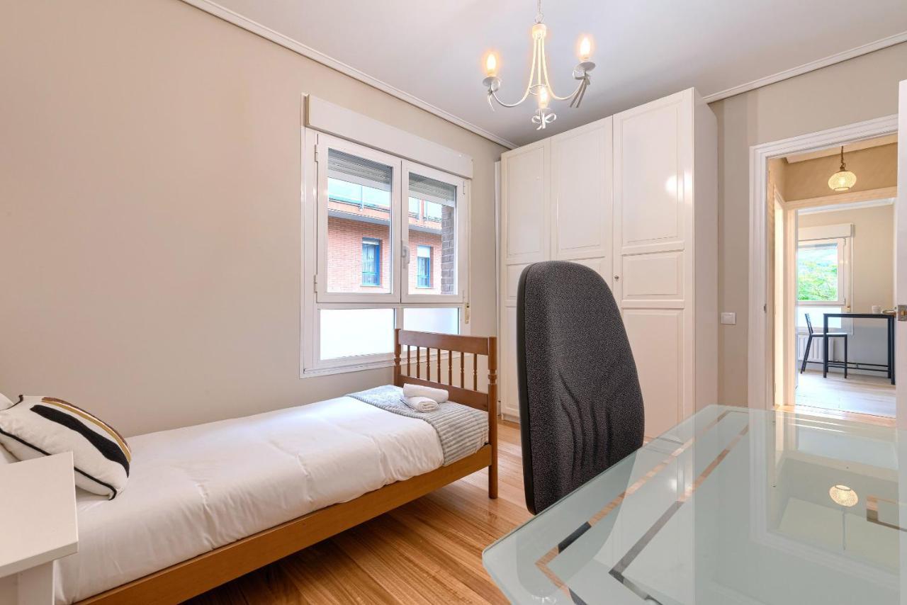 Vivienda Turistica Reformada En Zona Residencial Con Garaje Y Wifi * Bilbao