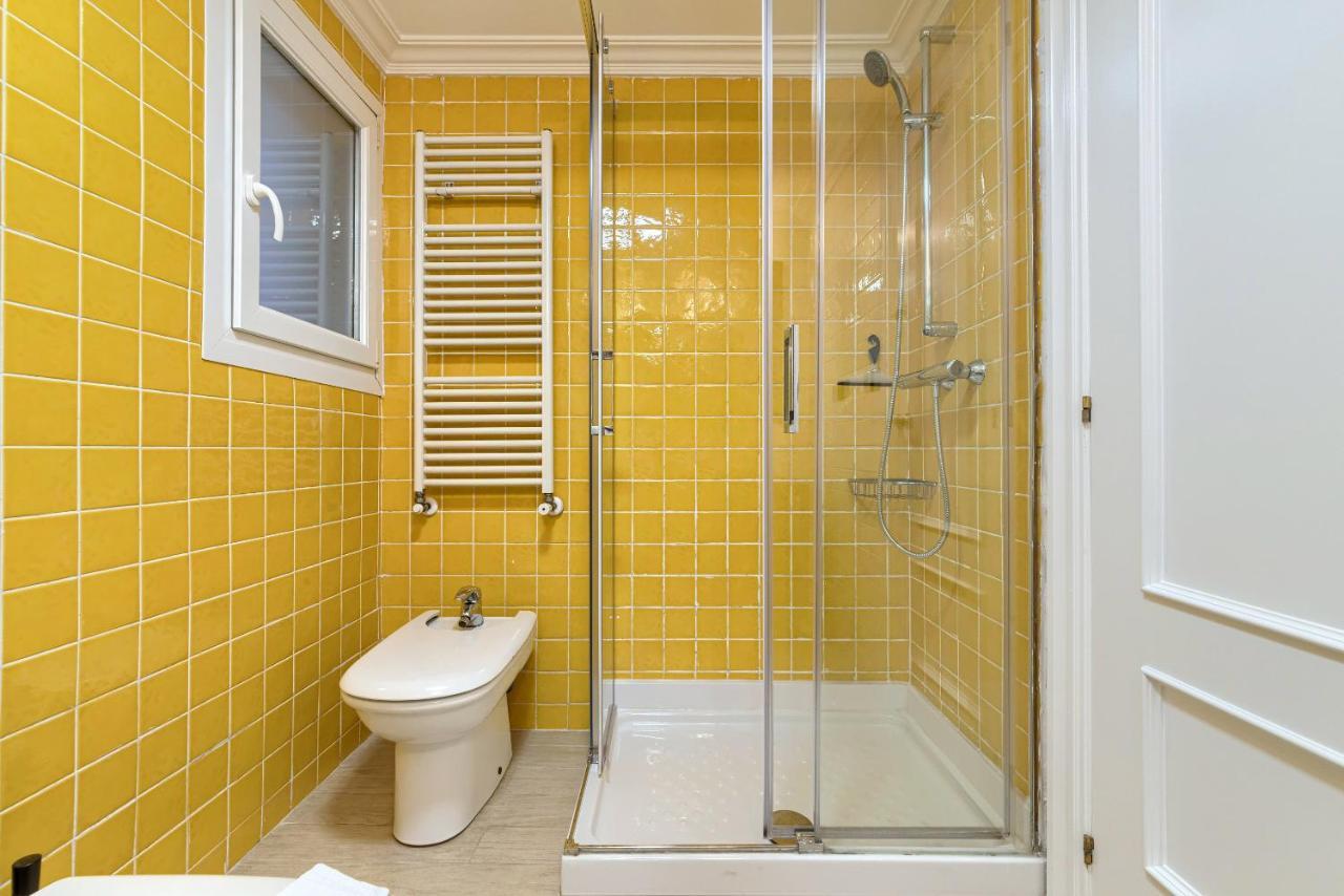 Apartamento Vivienda Turistica Reformada En Zona Residencial Con Garaje Y Wifi *