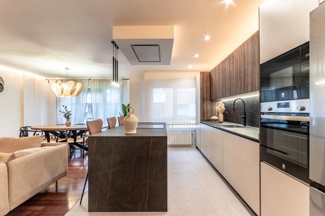 New! Lovely 4-bedroom Loft In Apartamento *