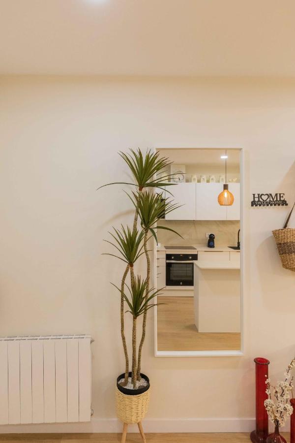 Chic Barrena Old Town Apartment *