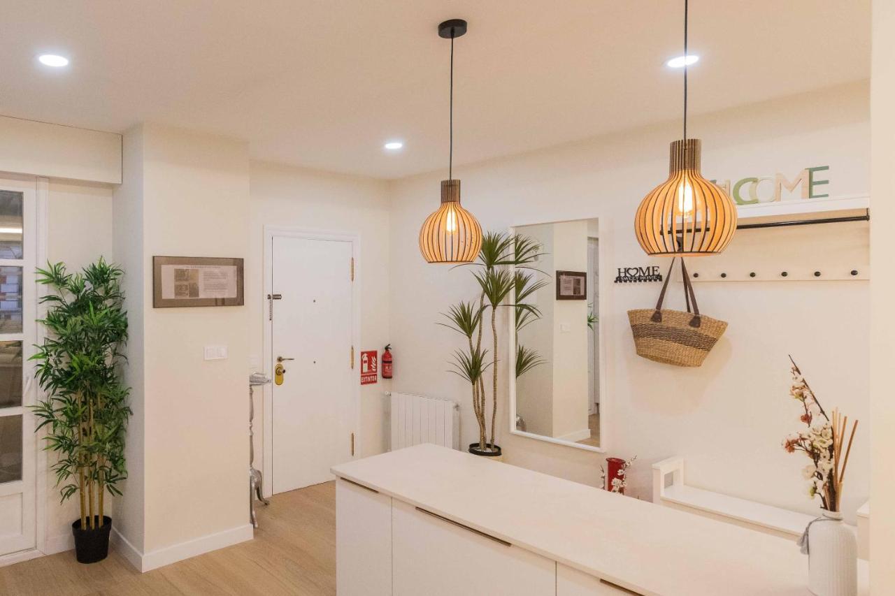Chic Barrena Old Town Apartment *