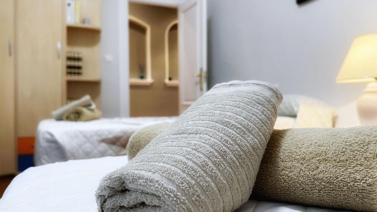 Centrica Y Amplia Vivienda Turistica Con Wifi Apartamento *