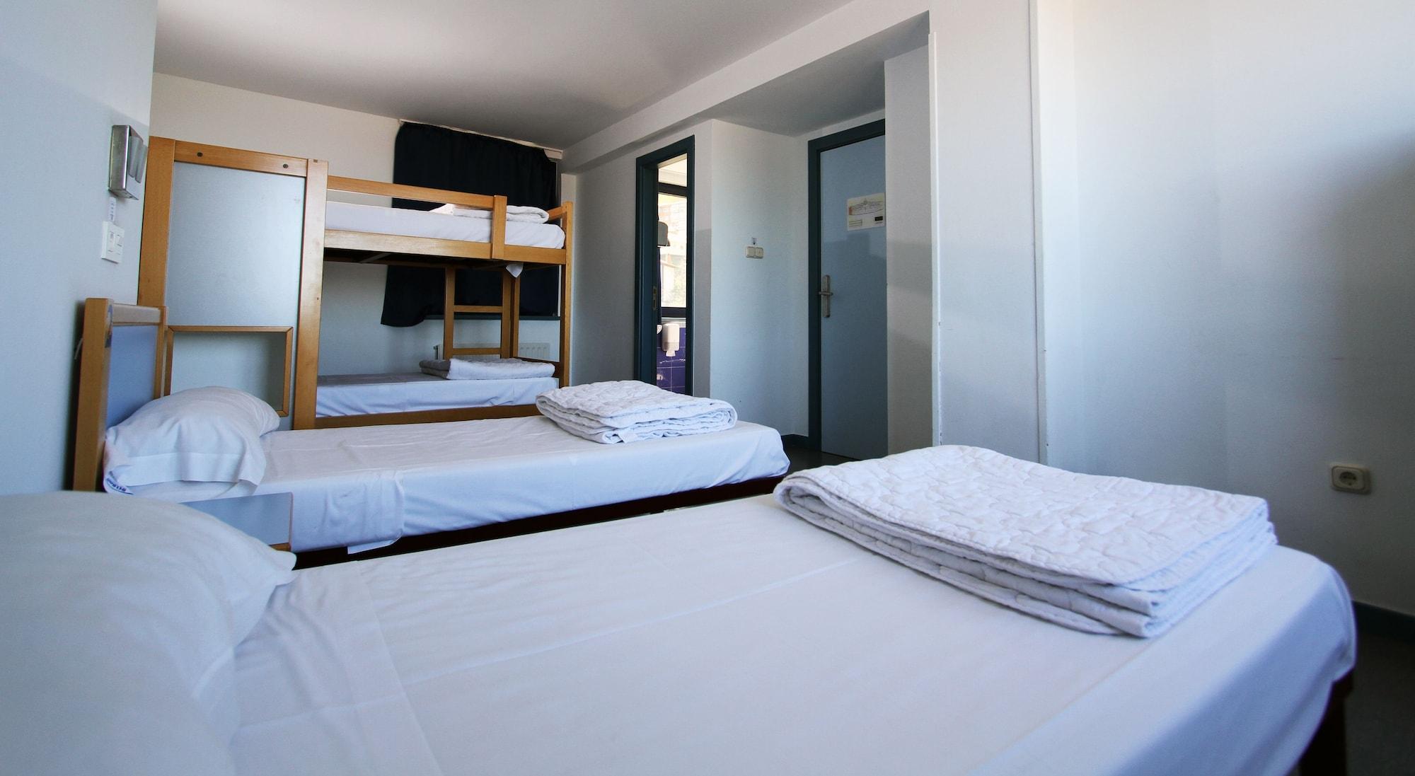 Hostal Bilbao Hostel