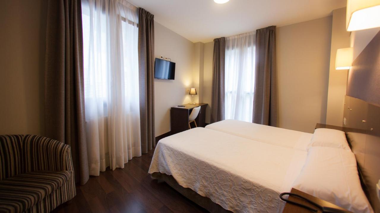 Hotel Sirimiri 3*