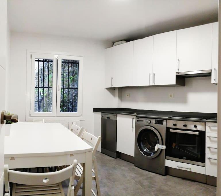 Casco Viejo 5 Min, 3 ,moderno,garaje Apartamento Bilbao