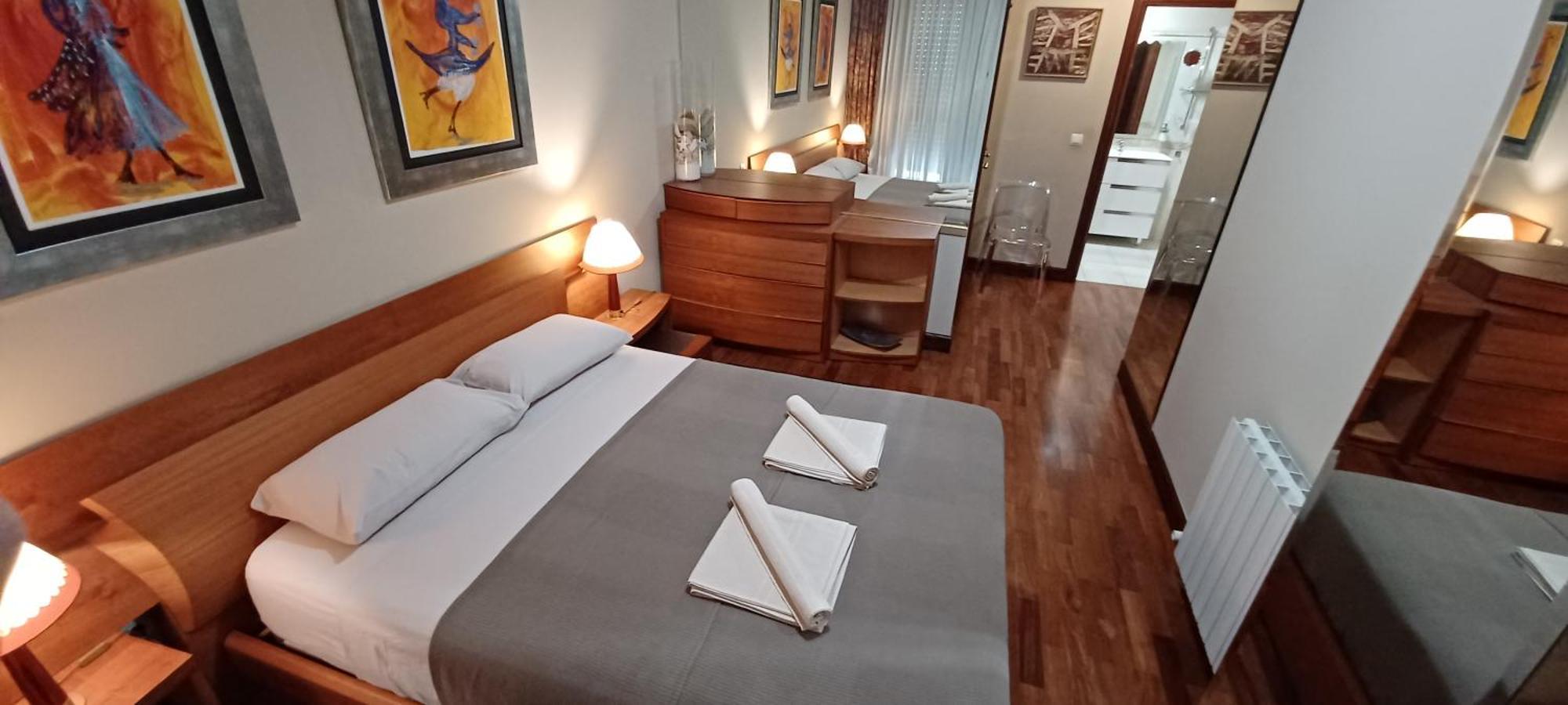 Céntrico Con Vistas A La Ría! Garage, Ideal 2-4 Apartamento