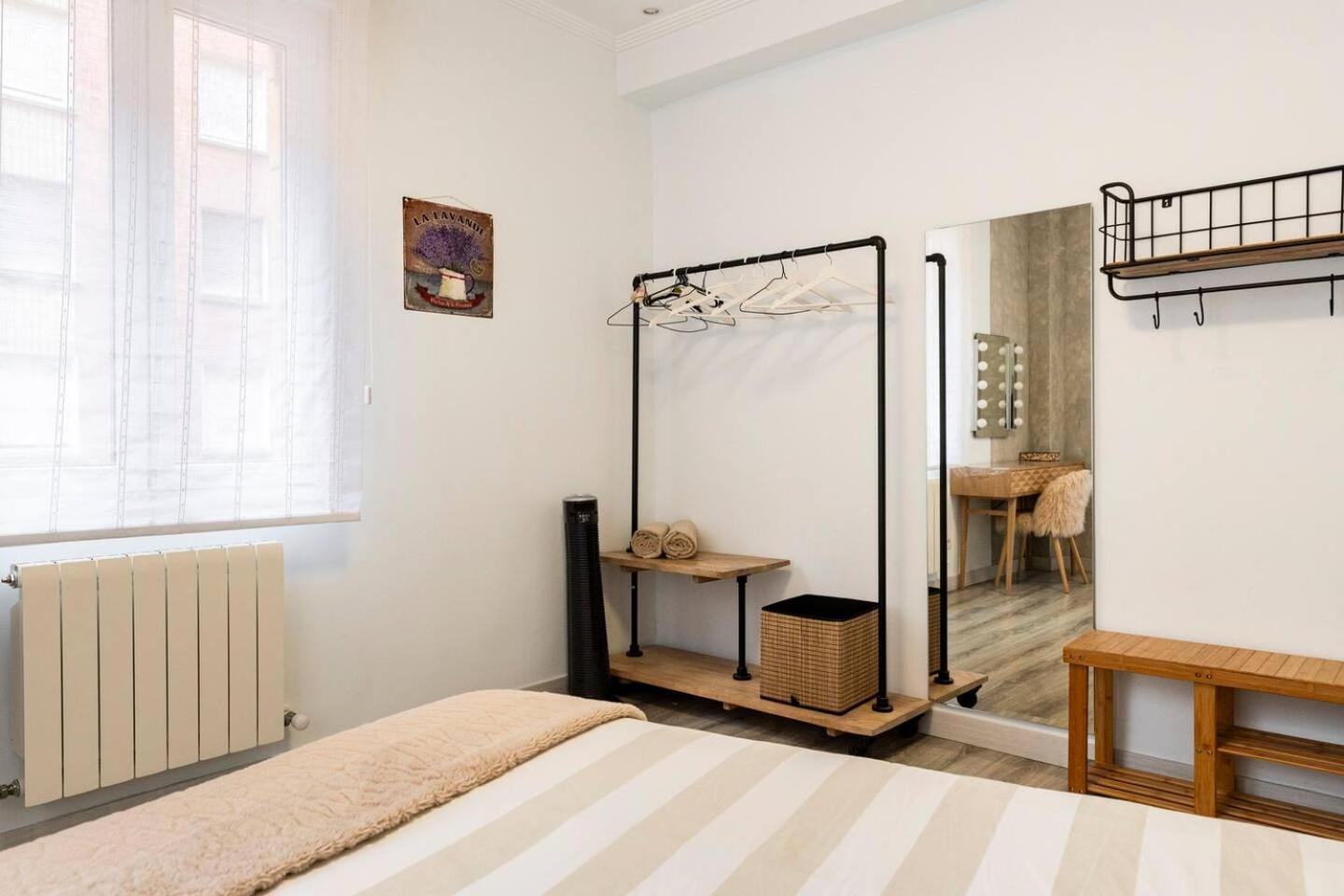 Apartamento Amplio, Luminoso Y Moderno Cerca Del Casco Viejo *