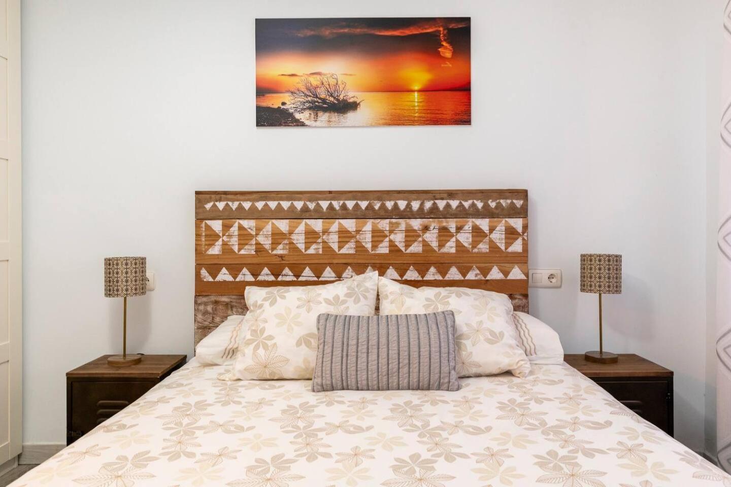 Amplio, Luminoso Y Moderno Cerca Del Casco Viejo Apartamento *
