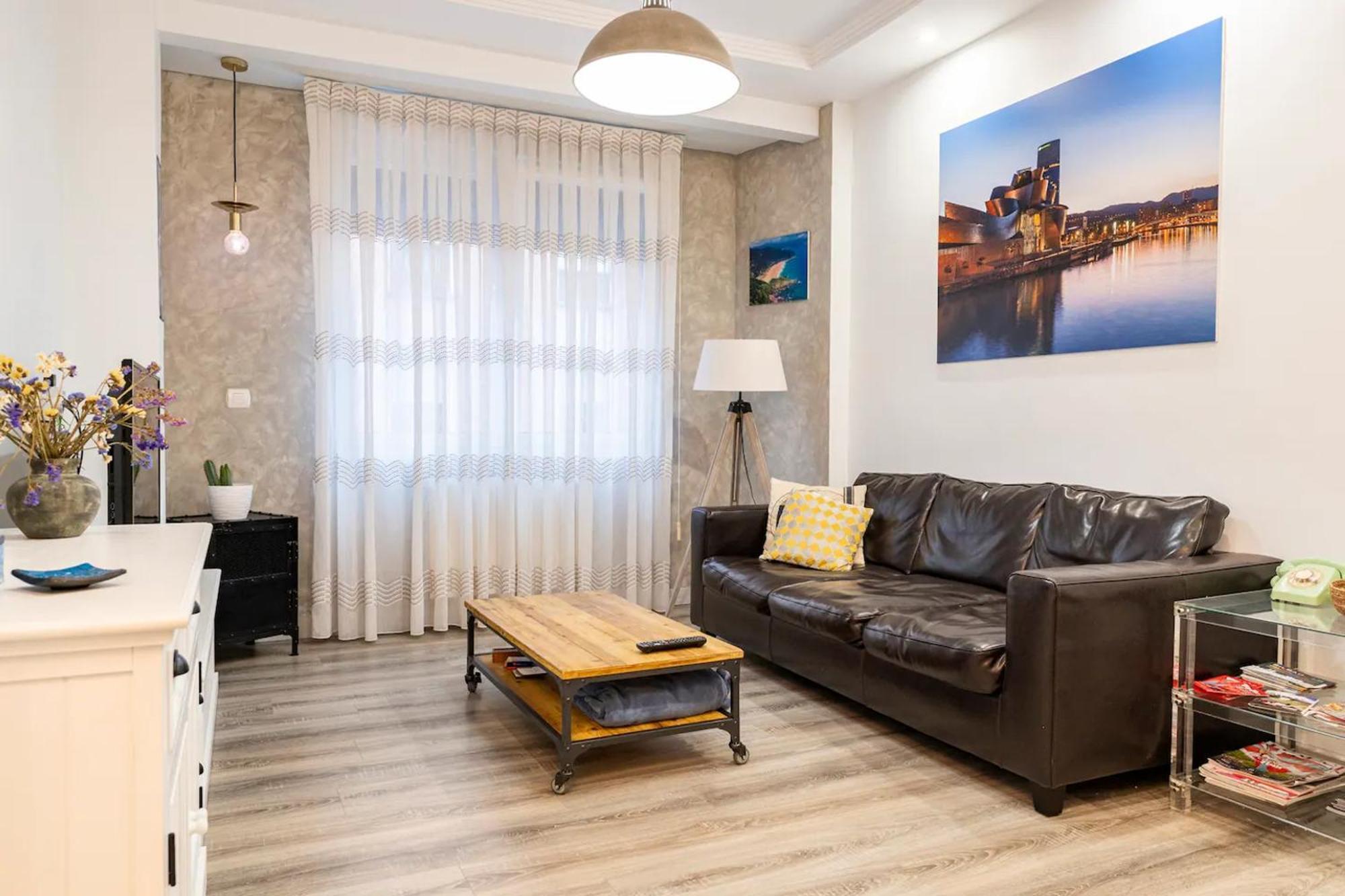 Amplio, Luminoso Y Moderno Cerca Del Casco Viejo Apartamento Bilbao