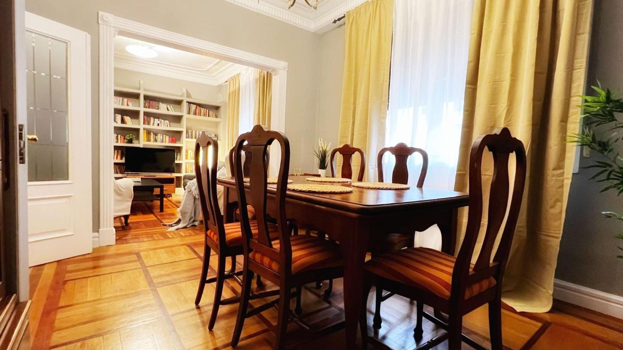 Apartamento Centrica Y Amplia Vivienda Turistica Con Wifi