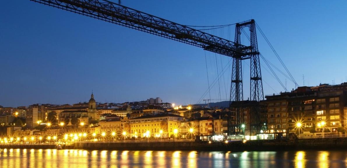 A 5 Minutos Andando Del Casco Viejo, Ayuntamiento, Plaza Circular Y Gran Via De Y Proximo A 2 Lineas De Metro